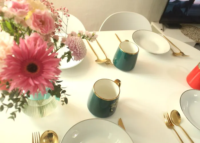 Price Center Near Hongdae Gangnam 5 Min To Subway Station