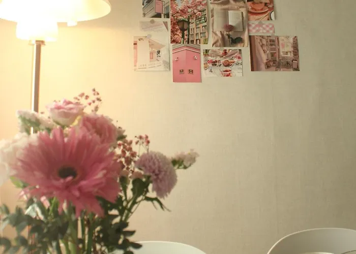 Price Center Near Hongdae Gangnam 5 Min To Subway Station アパート