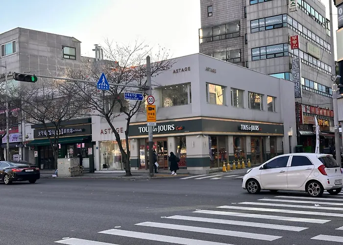 Price Center Near Hongdae Gangnam 5 Min To Subway Station アパート ソウル特別市