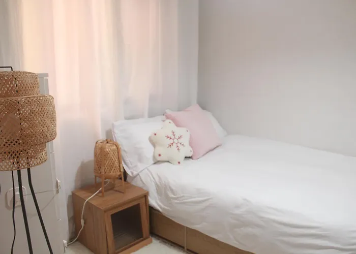 Price Center Near Hongdae Gangnam 5 Min To Subway Station アパート